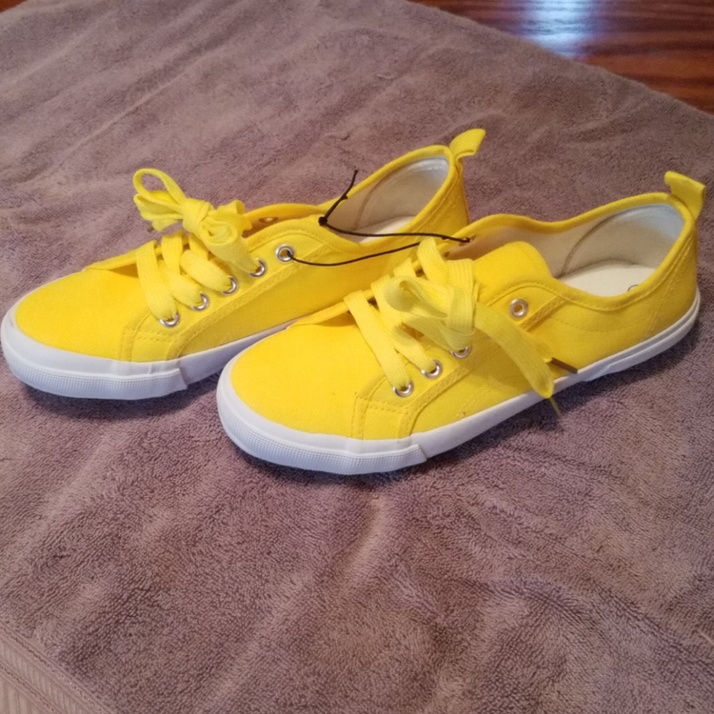 Springtime kicks - Picture 3 of 3